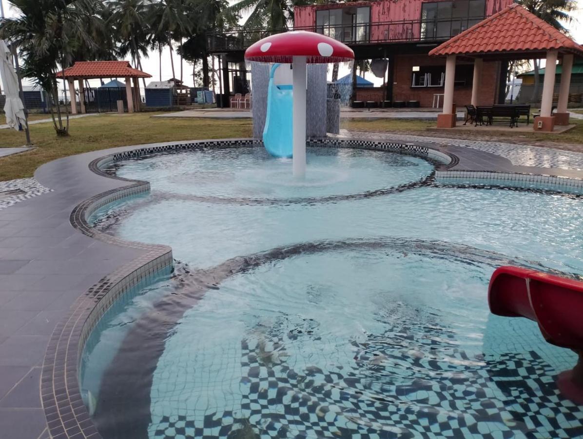 Tunas Resort Port Dickson Exterior photo